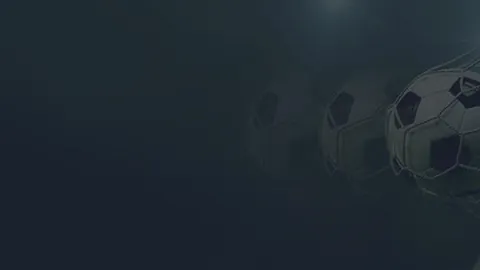 沙特球员独中靶心，零防守下完成绝杀